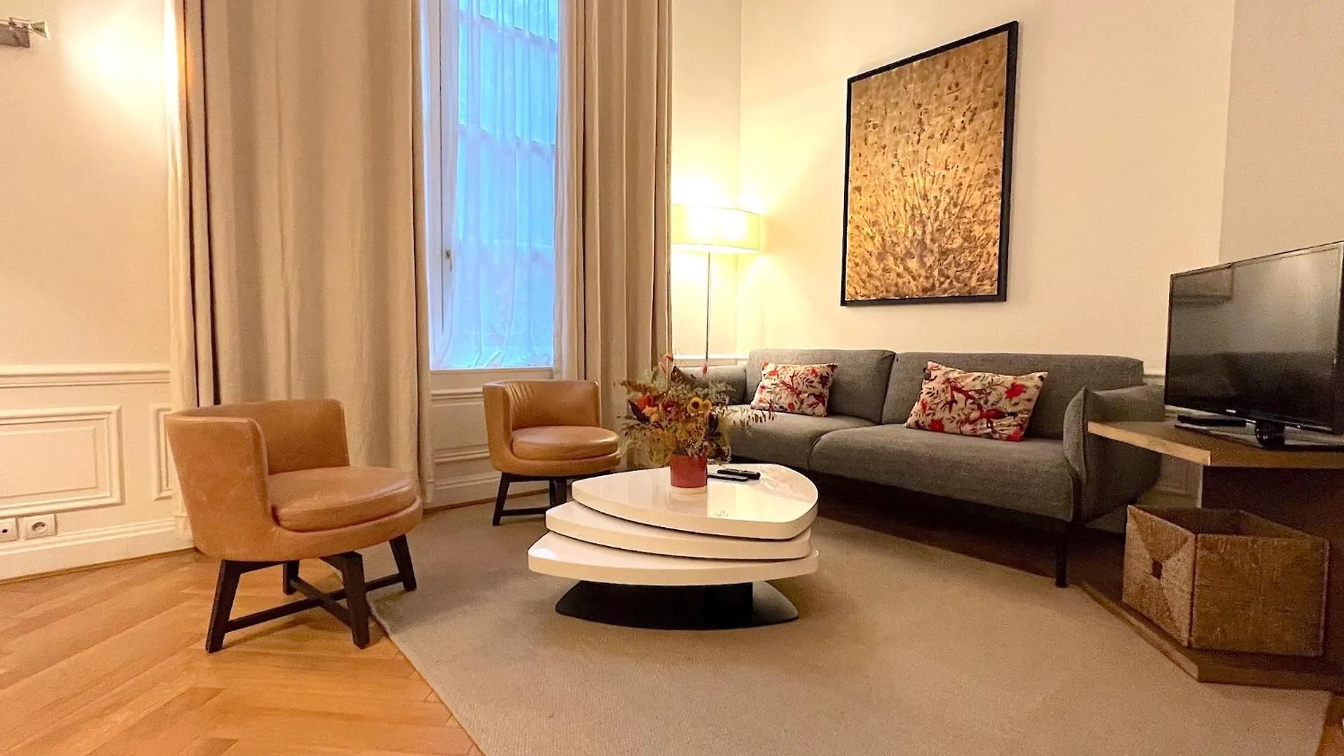 Apartment L'Appartement Pierre Charron Paris