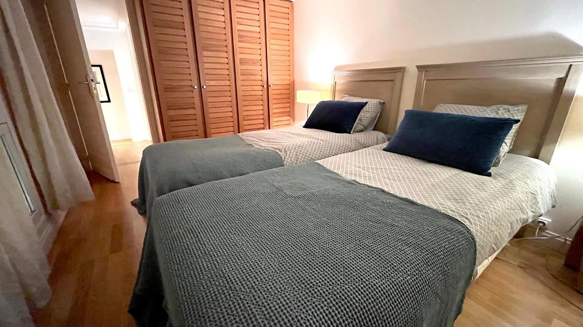 L'Appartement Pierre Charron Paris