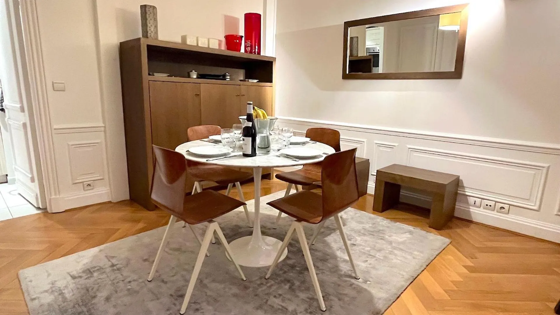 Apartment L'Appartement Pierre Charron Paris France